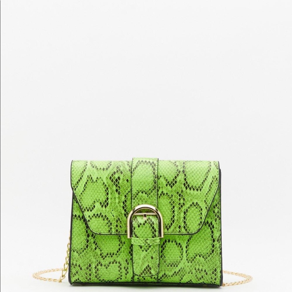 Nasty Gal Neon Green Snakeskin Crossbody Bag with Gold Chain - Picture 5 of 6